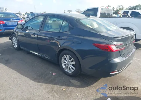 2025 Toyota Camry Le z USA, uszkodzony, nr VIN 4T1DAACK2SU168621